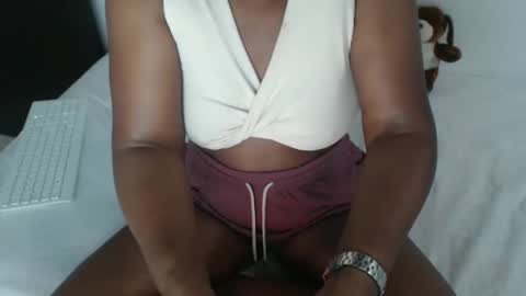 Snapshot of roushlove chatting on February 7, 9:37 pm luxa online show from February 7, 9:37 pm