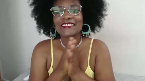 Snapshot of roushlove chatting on February 15, 1:16 pm luxa online show from February 15, 1:16 pm