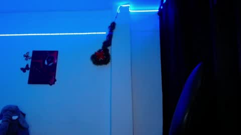 Snapshot of rousrossell_4 chatting on January 12, 3:07 am Call me Rous online show from January 12, 3:07 am