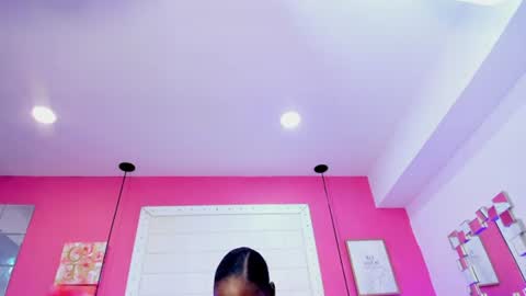 Snapshot of rousse_milu chatting on July 22, 2:36 am delicious chocolate online show from July 22, 2:36 am