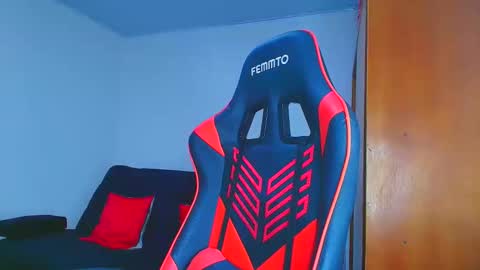 rousse_violet online show from October 24, 10:06 pm