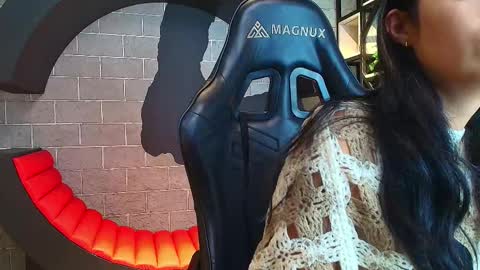 rousse gil online show from January 6, 11:47 am