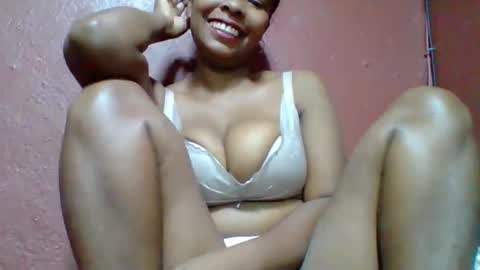 rovaelyah online show from October 4, 6:44 am