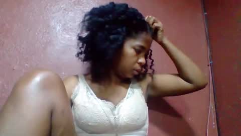 rovaelyah online show from October 23, 2:44 am