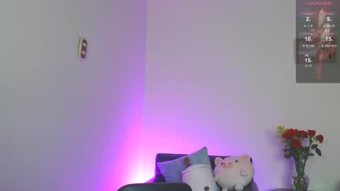 Roxanna online show from February 4, 8:59 pm