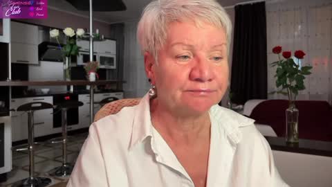 Roxana online show from February 3, 7:10 pm