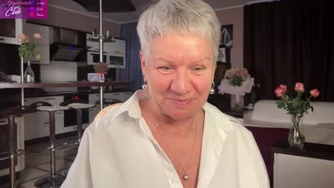 Roxana online show from February 21, 3:10 pm