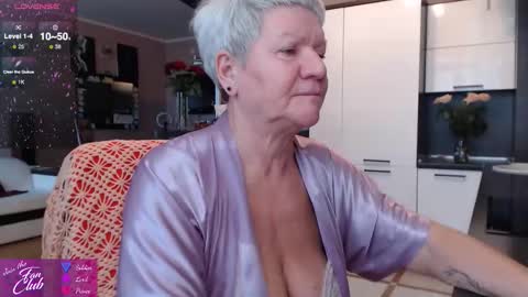 Roxana online show from October 6, 6:33 am