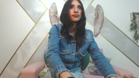   online show from January 9, 11:13 pm