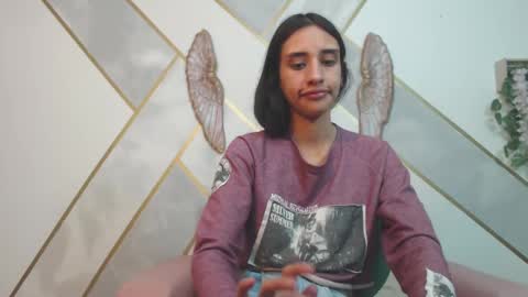   online show from February 25, 7:14 pm