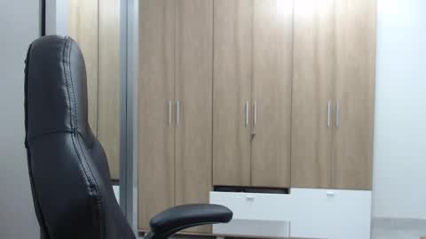 Roxana online show from February 10, 1:24 am