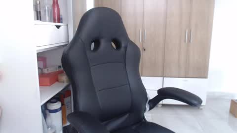 Roxana online show from March 6, 6:37 pm