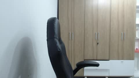 Roxana online show from April 5, 12:19 am