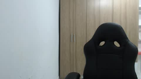 Roxana online show from April 9, 2:44 am