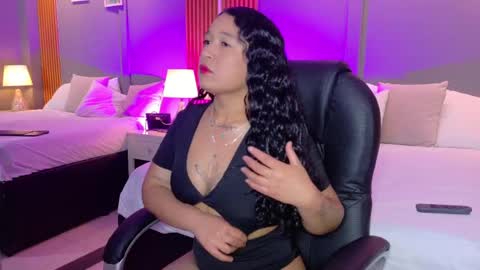 Roxaneva online show from April 19, 3:39 am