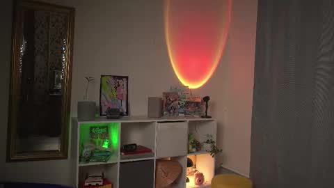 Roxy online show from September 15, 11:49 pm