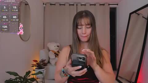  R O X I E  online show from October 26, 10:58 pm