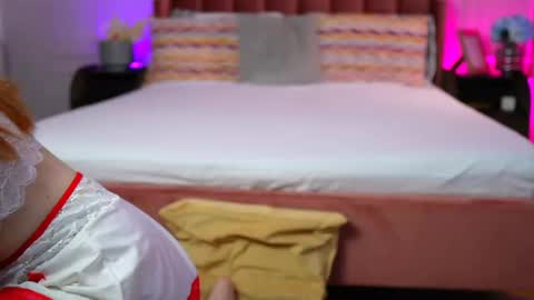 roxiee_vice online show from May 9, 6:46 pm