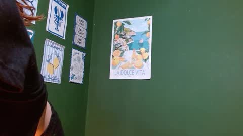 Roxie online show from December 17, 1:55 am