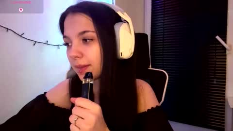 Hana online show from March 5, 5:09 pm