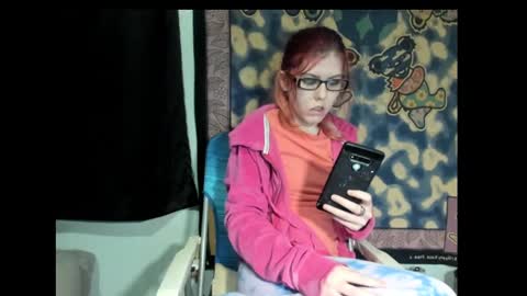 roxihazeleyes online show from March 10, 3:56 am