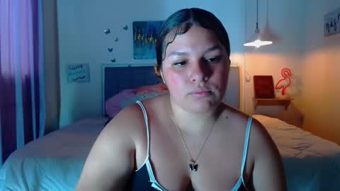 Snapshot of roxxie_07 chatting on September 8, 7:46 pm roxxie_07 online show from September 8, 7:46 pm