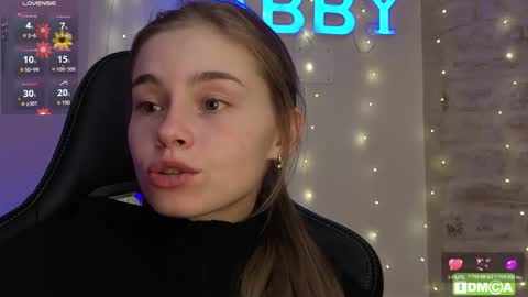 Snapshot of roxxxie_reid chatting on April 22, 6:31 pm Roxieex ABBY online show from April 22, 6:31 pm