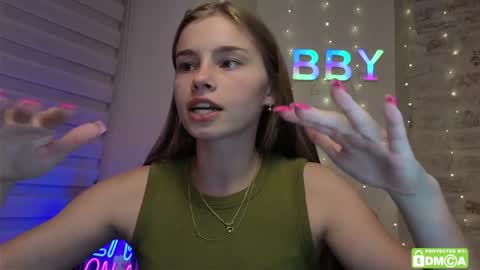 Snapshot of roxxxie_reid chatting on May 2, 7:30 pm Roxieex ABBY online show from May 2, 7:30 pm
