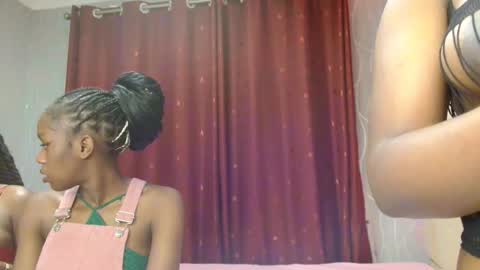 Roxy online show from February 28, 6:42 pm