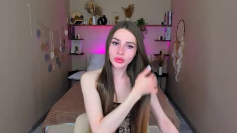 Roxy online show from October 20, 10:49 am