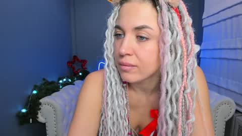 Snapshot of roxy_mars chatting on December 26, 1:18 am Roxy online show from December 26, 1:18 am