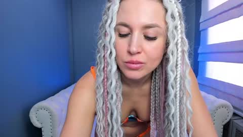 Snapshot of roxy_mars chatting on January 15, 5:08 am Roxy online show from January 15, 5:08 am