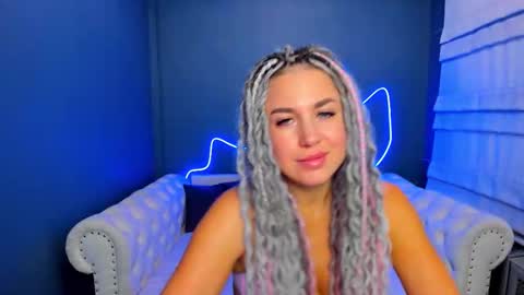 Snapshot of roxy_mars chatting on September 26, 1:31 am Roxy online show from September 26, 1:31 am
