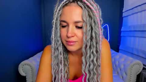 Snapshot of roxy_mars chatting on September 27, 2:16 am Roxy online show from September 27, 2:16 am