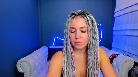 Roxy online show from December 14, 2:06 am