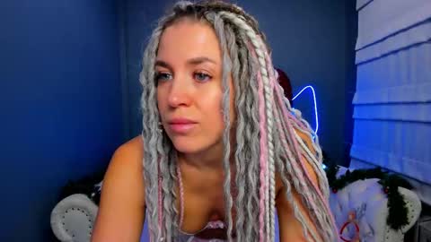 Roxy online show from December 23, 1:25 am