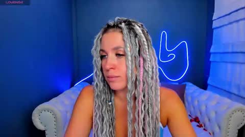 Roxy online show from March 10, 2:16 am