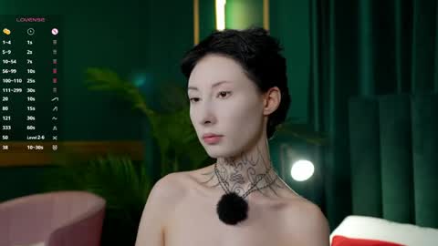 roxanne online show from April 12, 12:10 pm