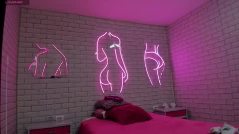 roxy_pocket online show from January 9, 12:52 pm