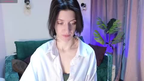 roxy_riot_ online show from February 14, 1:23 am