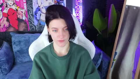 roxy_riot_ online show from February 20, 4:28 am