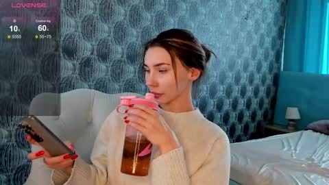 roxy_the_daedevill online show from February 7, 7:50 am