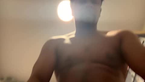 Snapshot of royal_sf chatting on February 19, 5:38 pm Royal SF online show from February 19, 5:38 pm