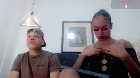 royal_xx online show from March 19, 8:46 pm