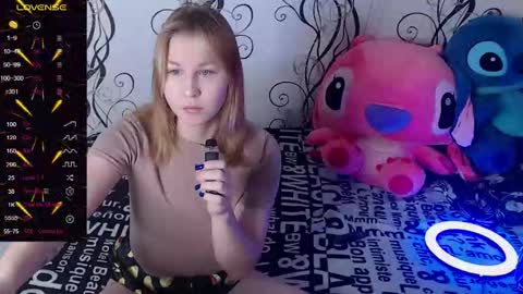 angela online show from October 5, 7:17 am