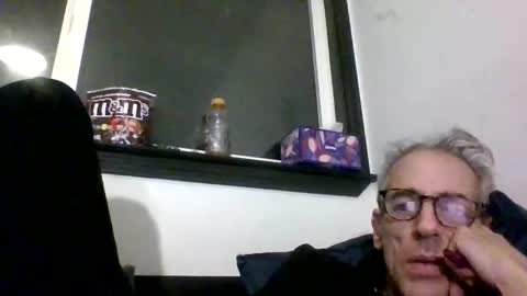 Snapshot of royboy2561 chatting on June 1, 7:32 am Roy Murrin online show from June 1, 7:32 am