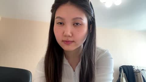 Aika online show from May 5, 8:44 am
