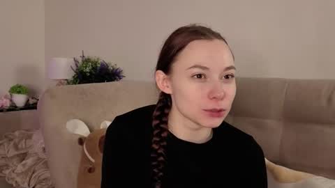 Alice online show from February 26, 9:25 pm