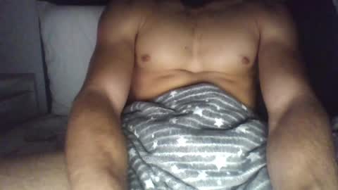 Snapshot of royjames1 chatting on March 6, 10:15 pm royjames1 online show from March 6, 10:15 pm