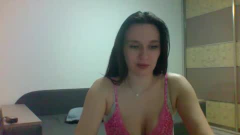Roza05x online show from April 7, 8:31 pm